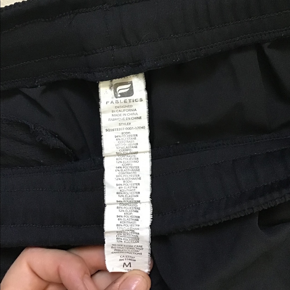Fabletics shorts - Picture 5 of 5